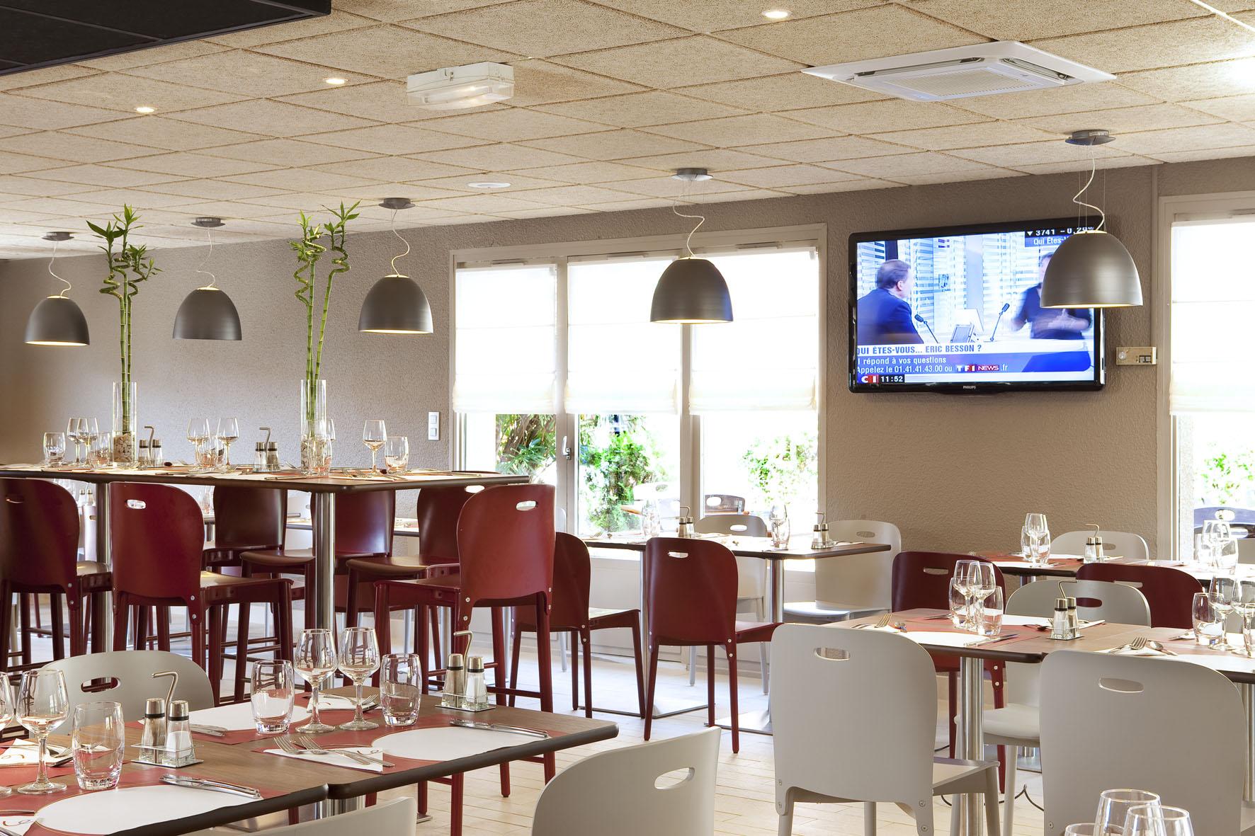 Campanile Marseille Saint Antoine Hotel Restoran gambar